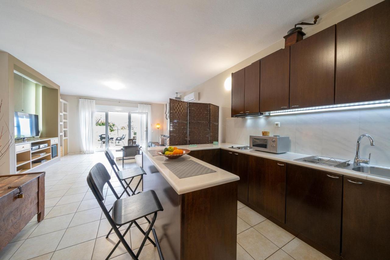 Sea Path Apartment Палеон-Цифликион Экстерьер фото